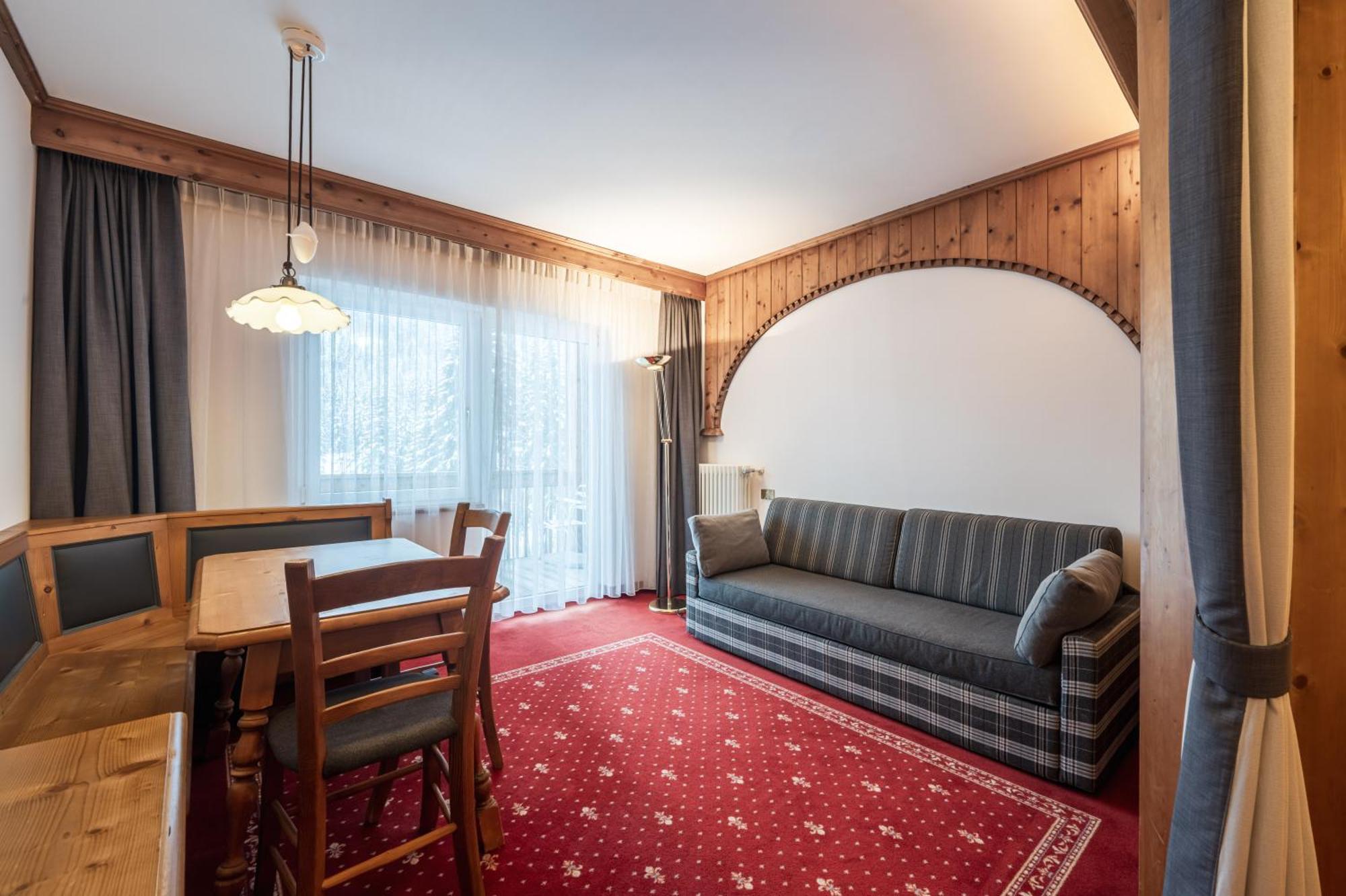 Croce Bianca Leisure & Spa Hotel Canazei Extérieur photo